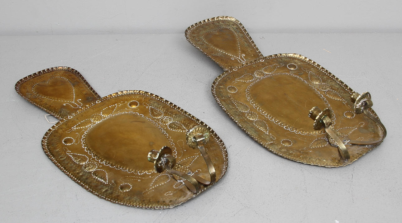 LJUSPLÅTAR, ett par, mässing, barockstil, 1900-tal.