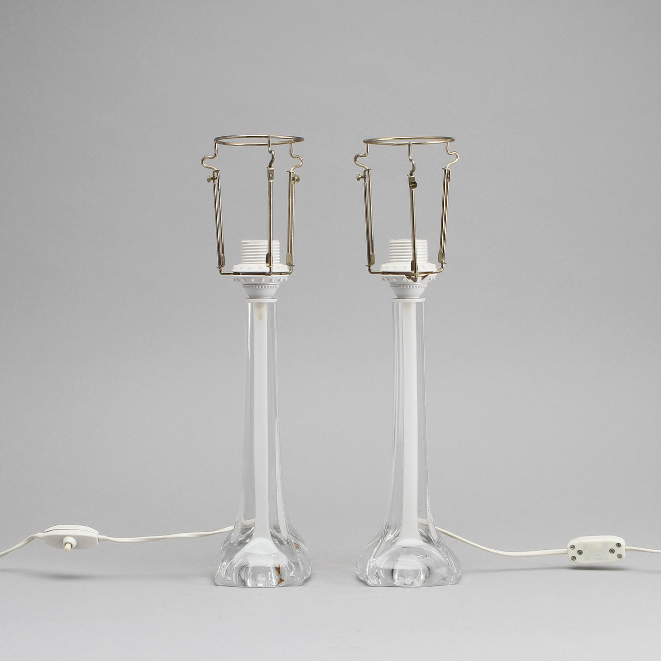 BORDSLAMPOR, ett par, glas, Flygfors.