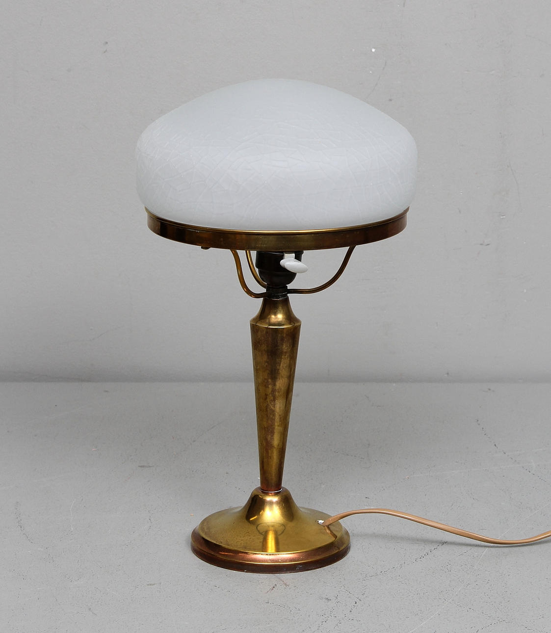 BORDSLAMPA, strindbergsmodell, 1900-tal.