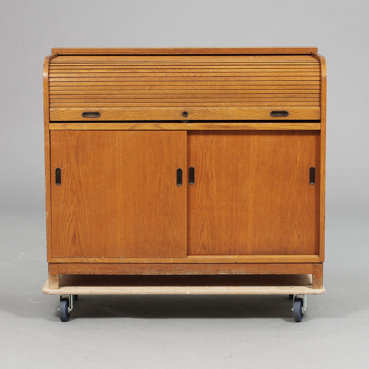 KONTORSMÖBEL, Tranås, 1900-tal.