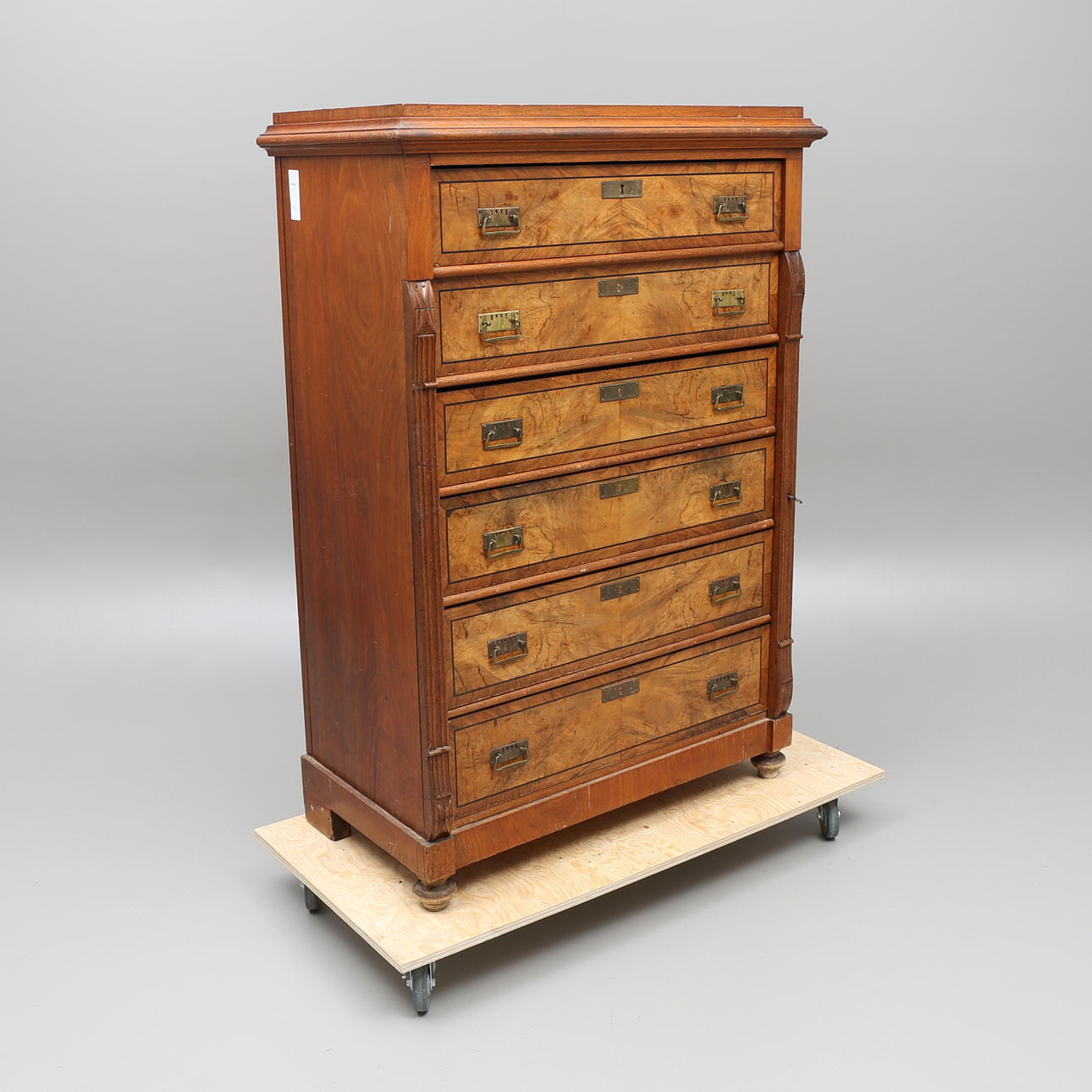 BYRÅ, 6-lådig, sent 1800-tal.
