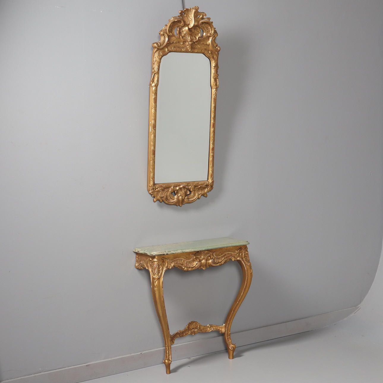 MIRROR with CONSOLE TABLE, rococo style, gilded, early 20th century ...
