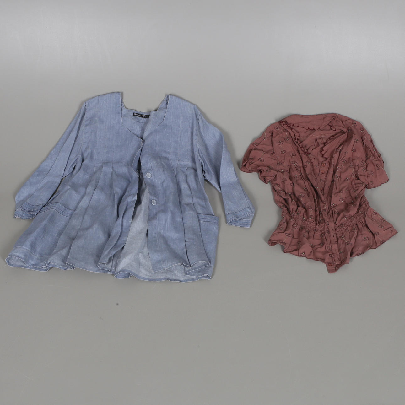 DAMKLÄDER, 10 st, mestadels koftor, Gudrun Sjödén.