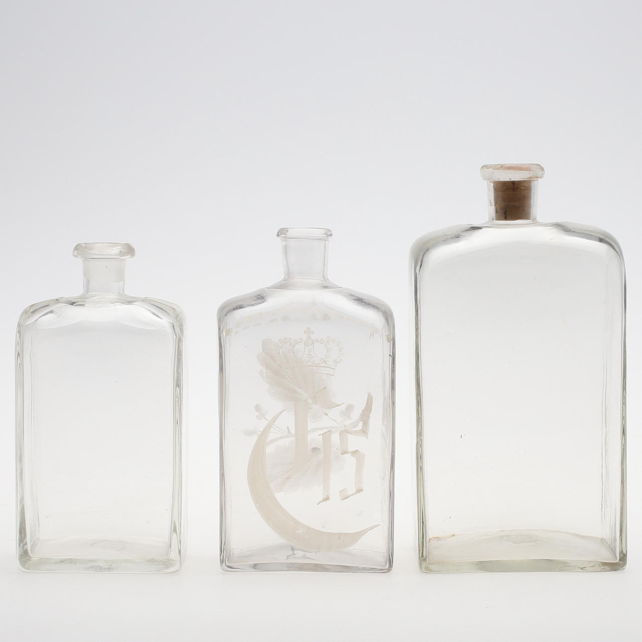 FLASKOR, 3 st, glas, 17/1800-tal.