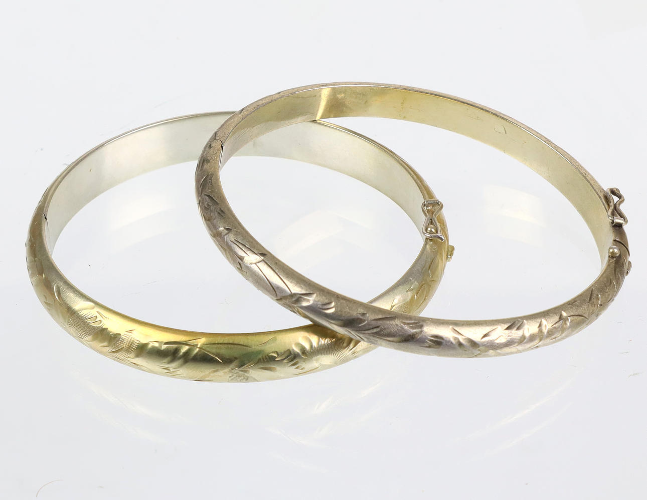 2 GRAVERADE ARMBAND, silver 800.