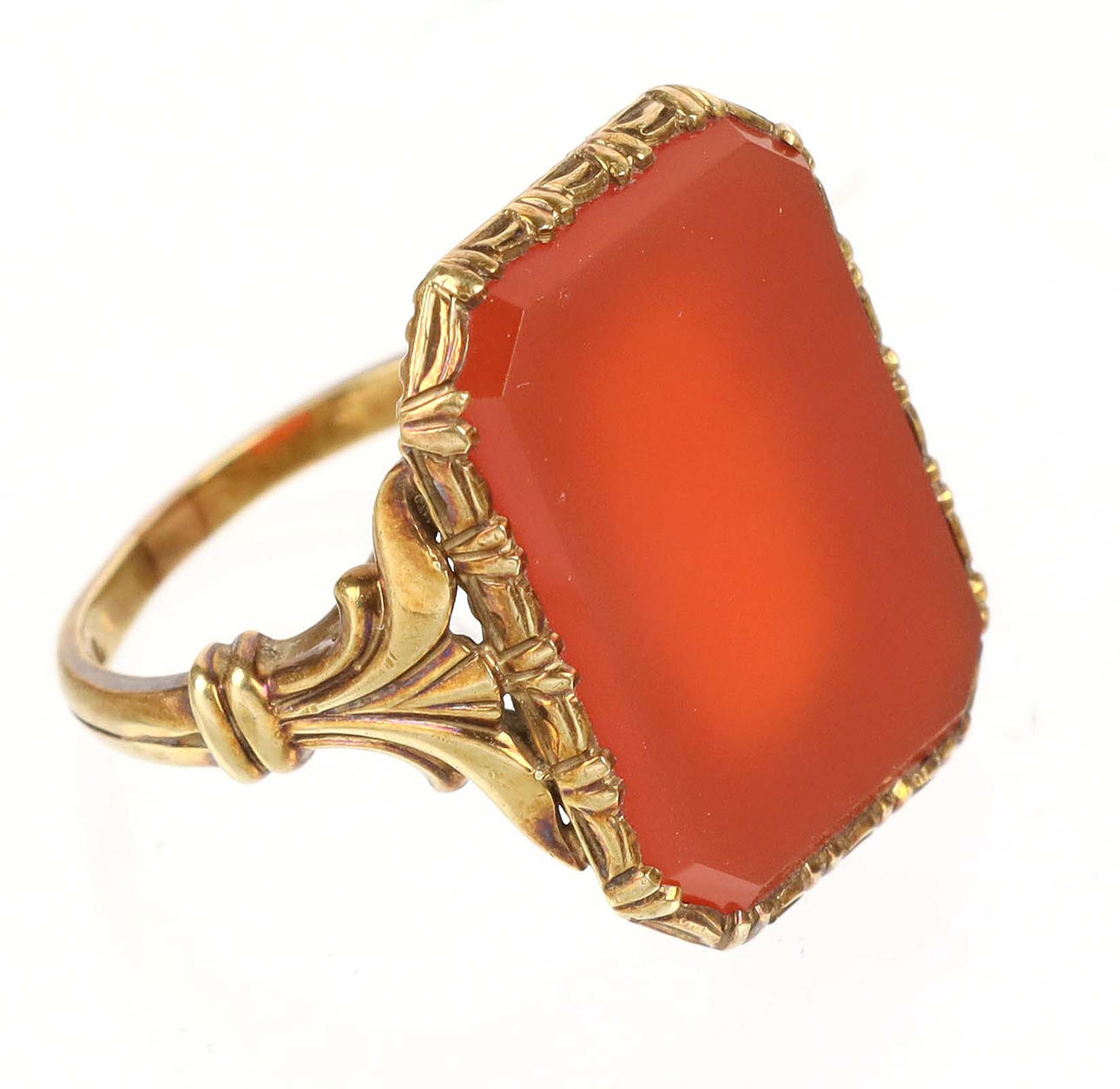 ANTIKER GOLD RING MIT KARNEOL, Gold 585.