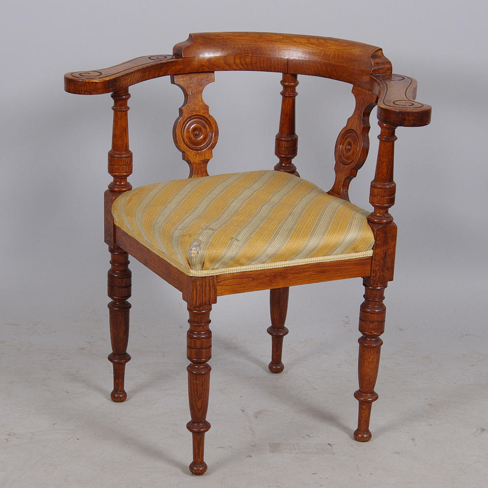 MUNKSTOL, ek, nyrenässans.