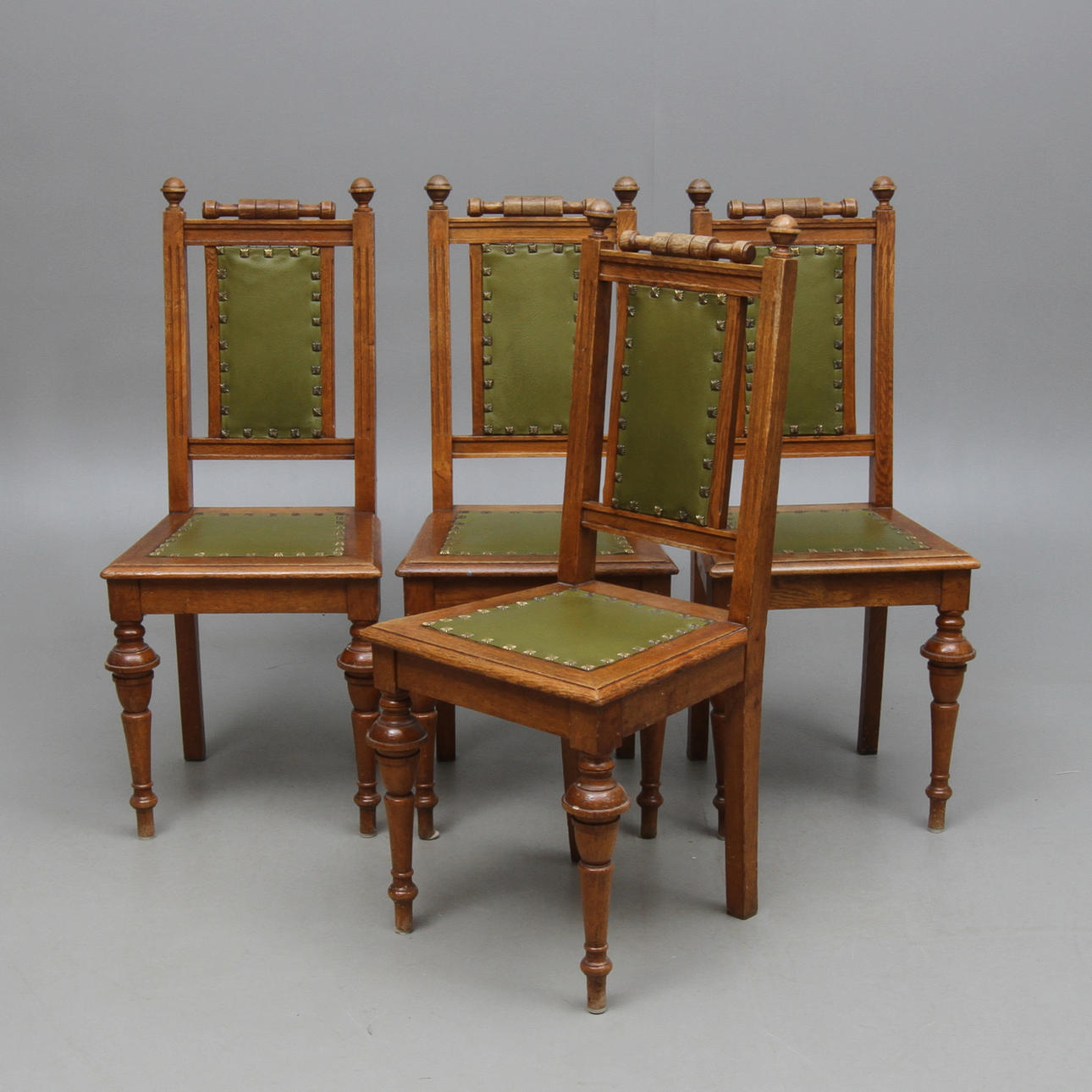 STOLAR, 4 st, nyrenässans, omkring 1900.