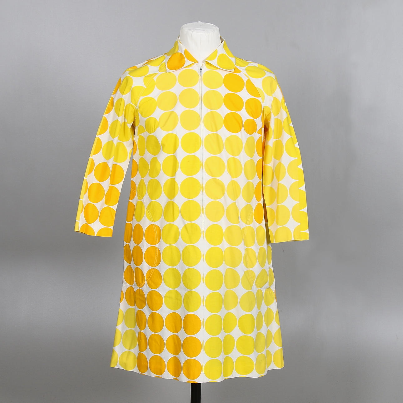 KLÄNNING, Marimekko, Finland. 1968. Strl. 40.