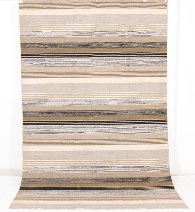 ORIENTALISK MATTA. Modern kilim, 306 x 200 cm.