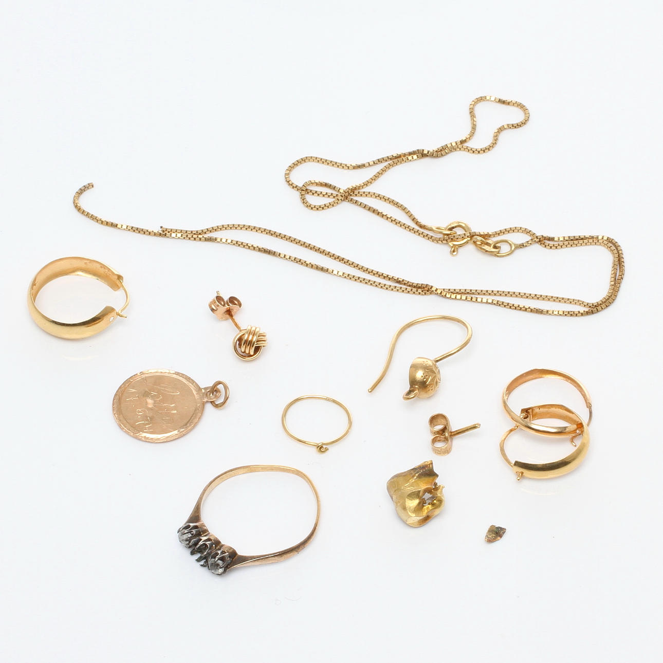 GULD, mestadels 18k guld, 1900-tal.