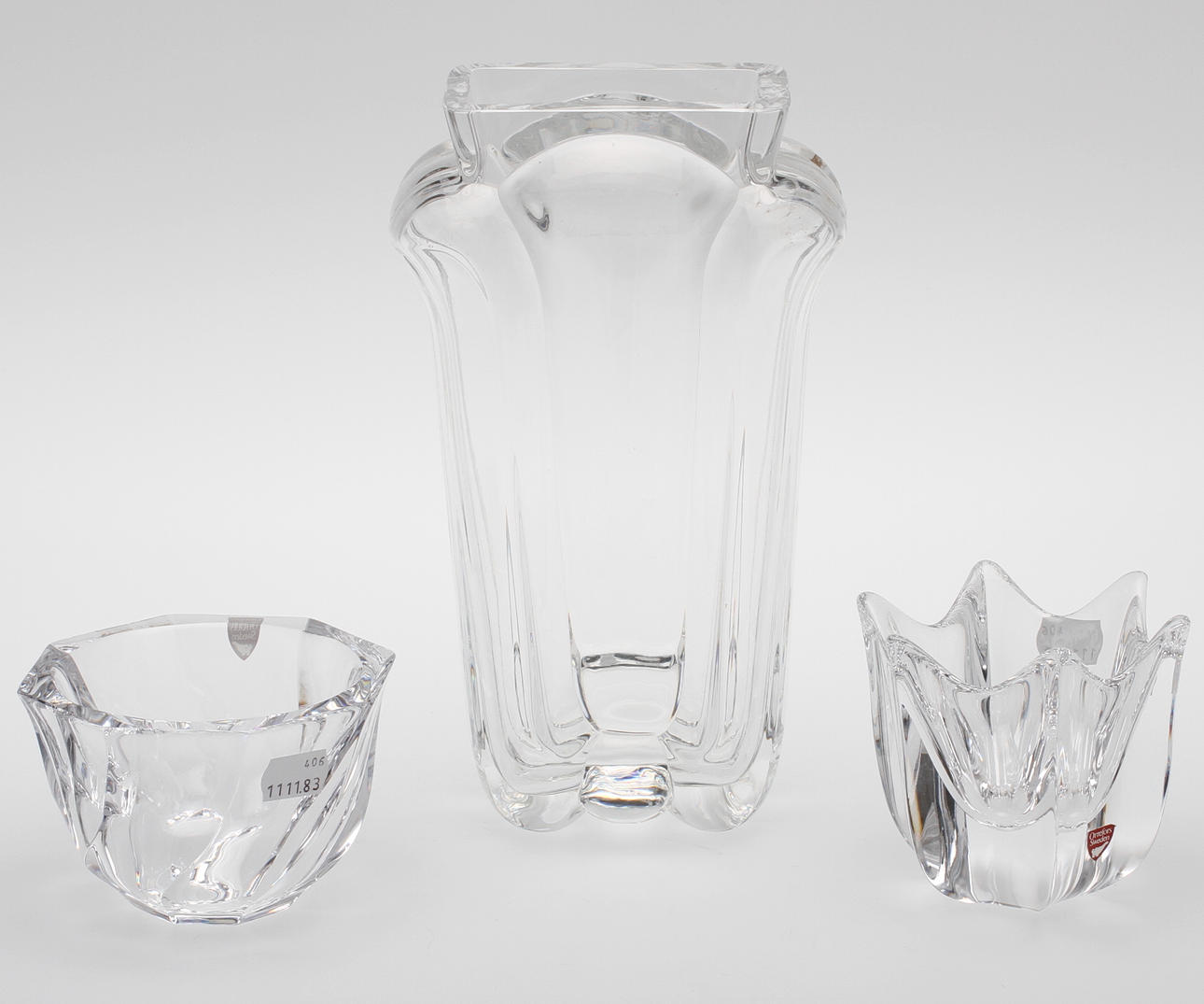 GLASFÖREMÅL, 3 delar, Orrefors, signerade.