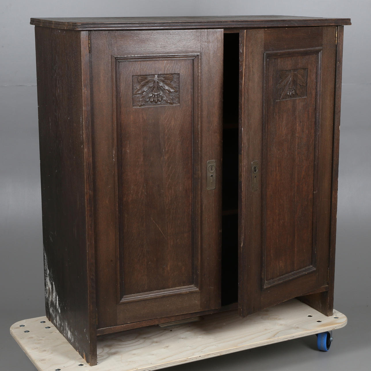 SKÄNK, jugend, 1900-talets första kvartal.