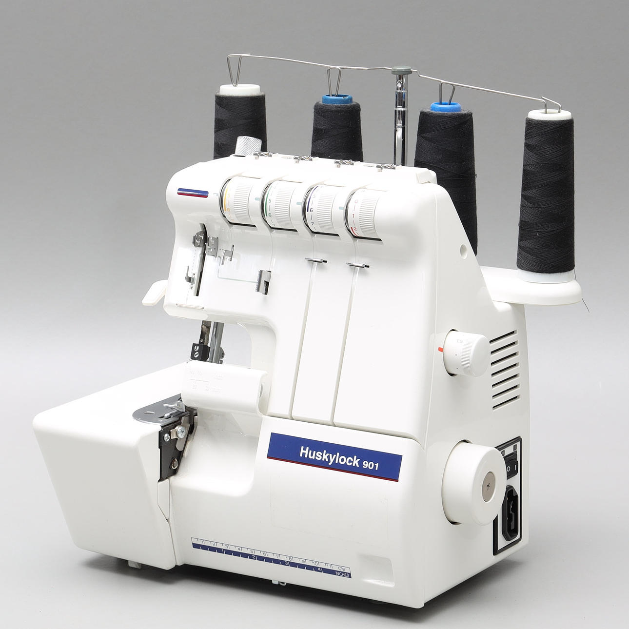 HUSKYLOCK 901, overlock.