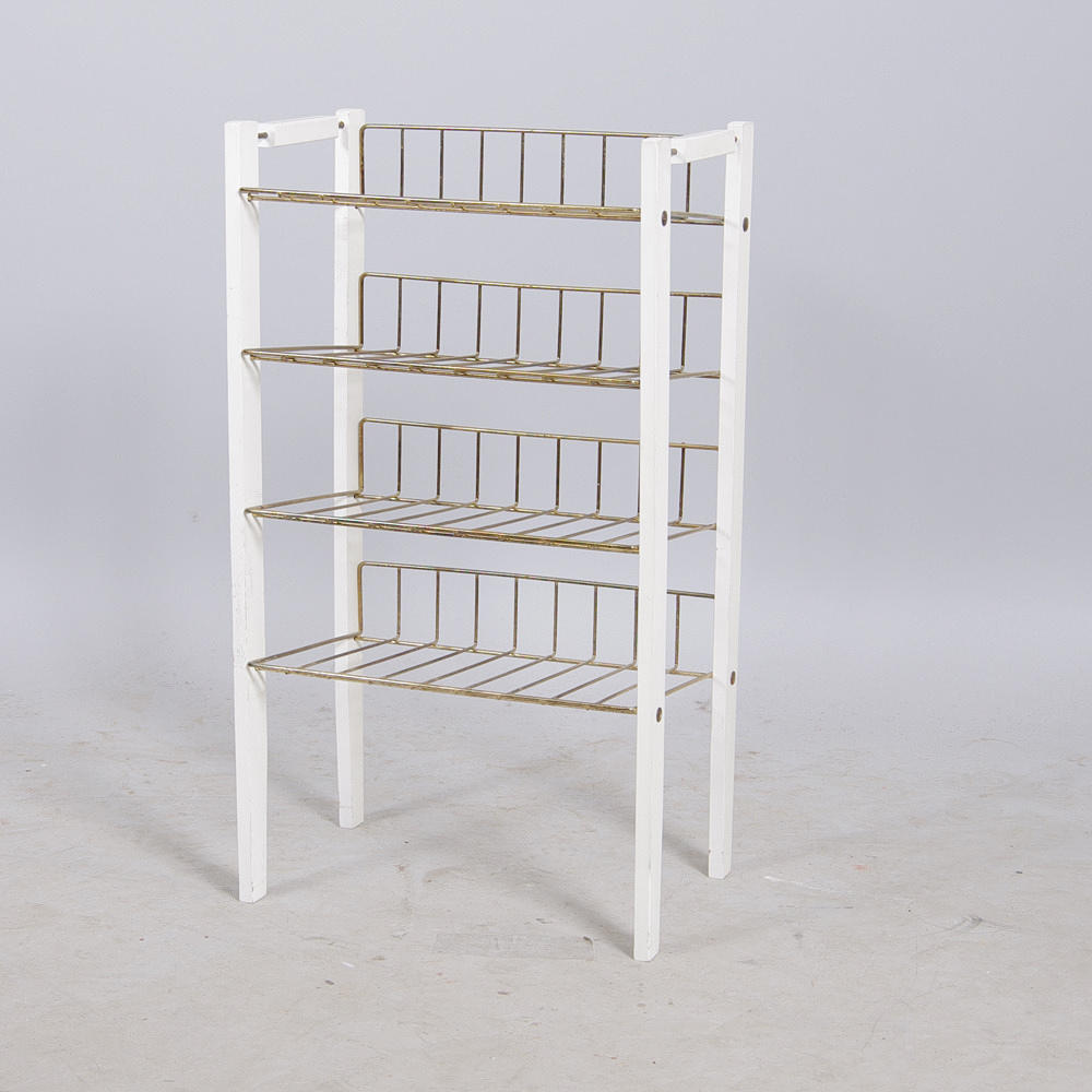 NOTSTÄLL, mässing/vitmålad trä, 1900-talets först hälft.