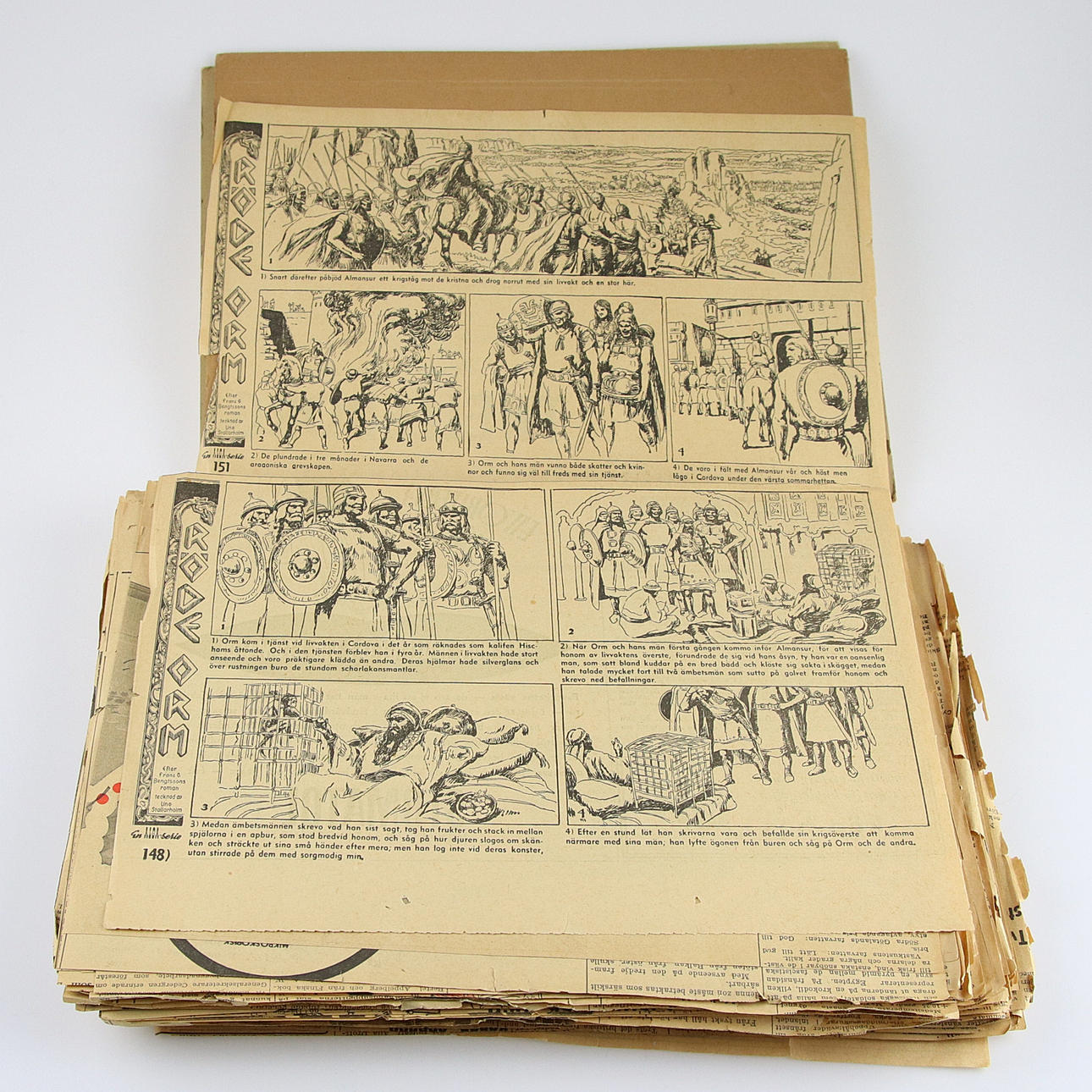 AVISKLIP/KOMISK AVISKLIP, "Red Snake", 1900-tallet.