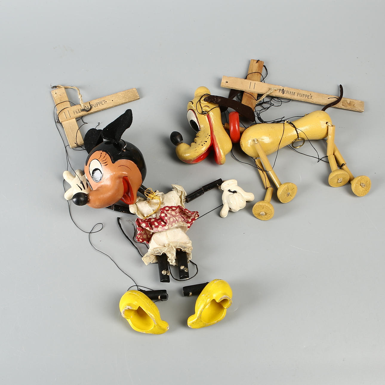 MARIONETAS, madera, Mimmi y Pluto, Pelham Puppet, Inglaterra, 1900.