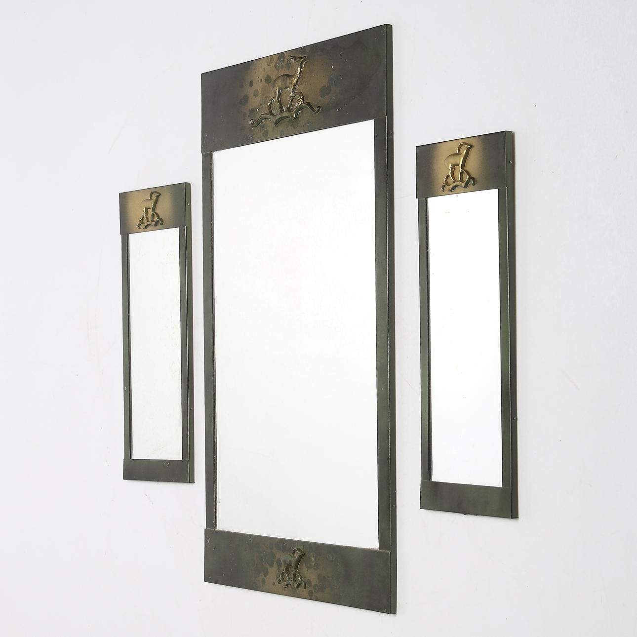 SPEGLAR, 3 st, patinerad metall, Art Deco. 1930/40-tal.