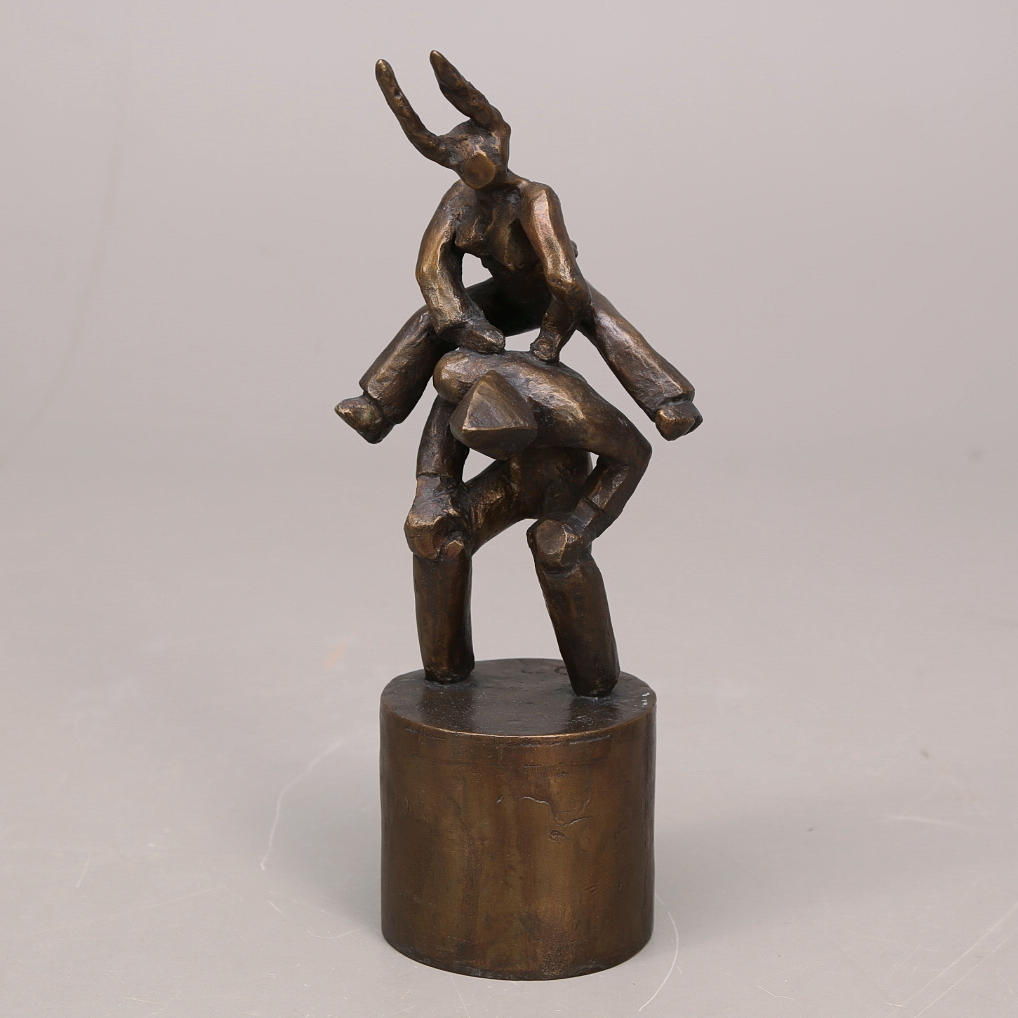 WANJA "NONES" HÅKANSSON. Skulptur, brons, "Bockhoppning", signerad.