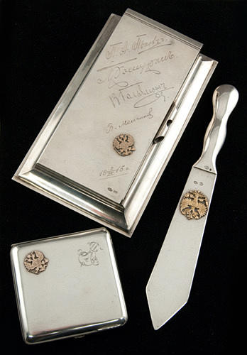 84 ZOLOTNIKI. ”RYSSLAND, SKRIVBORD SET MED TSAR ÖRN”.