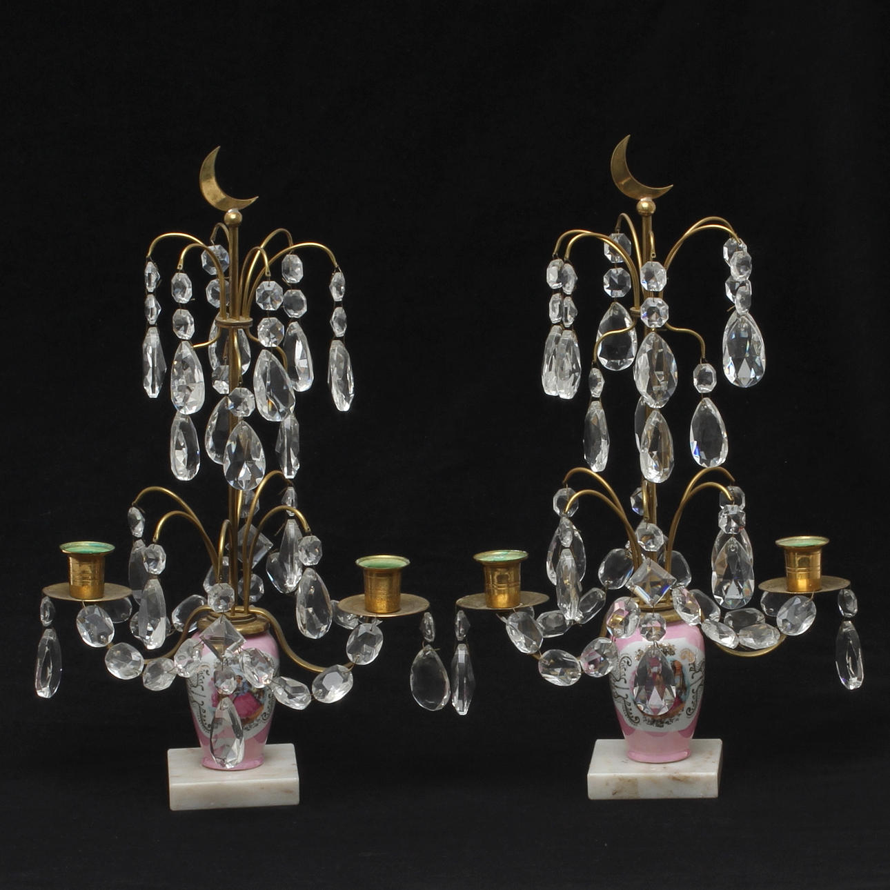 BORDSLYSTRAR, 1 par, gustaviansk stil, 1900-talets mitt.