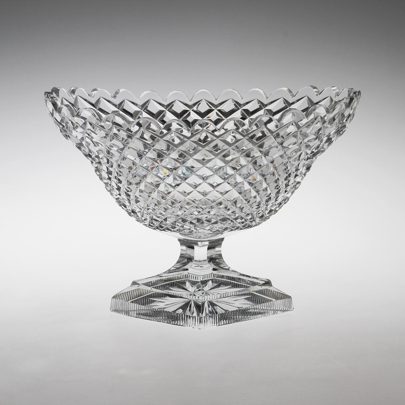 SKÅL på fot, kristall, tidigt 1900-tal.