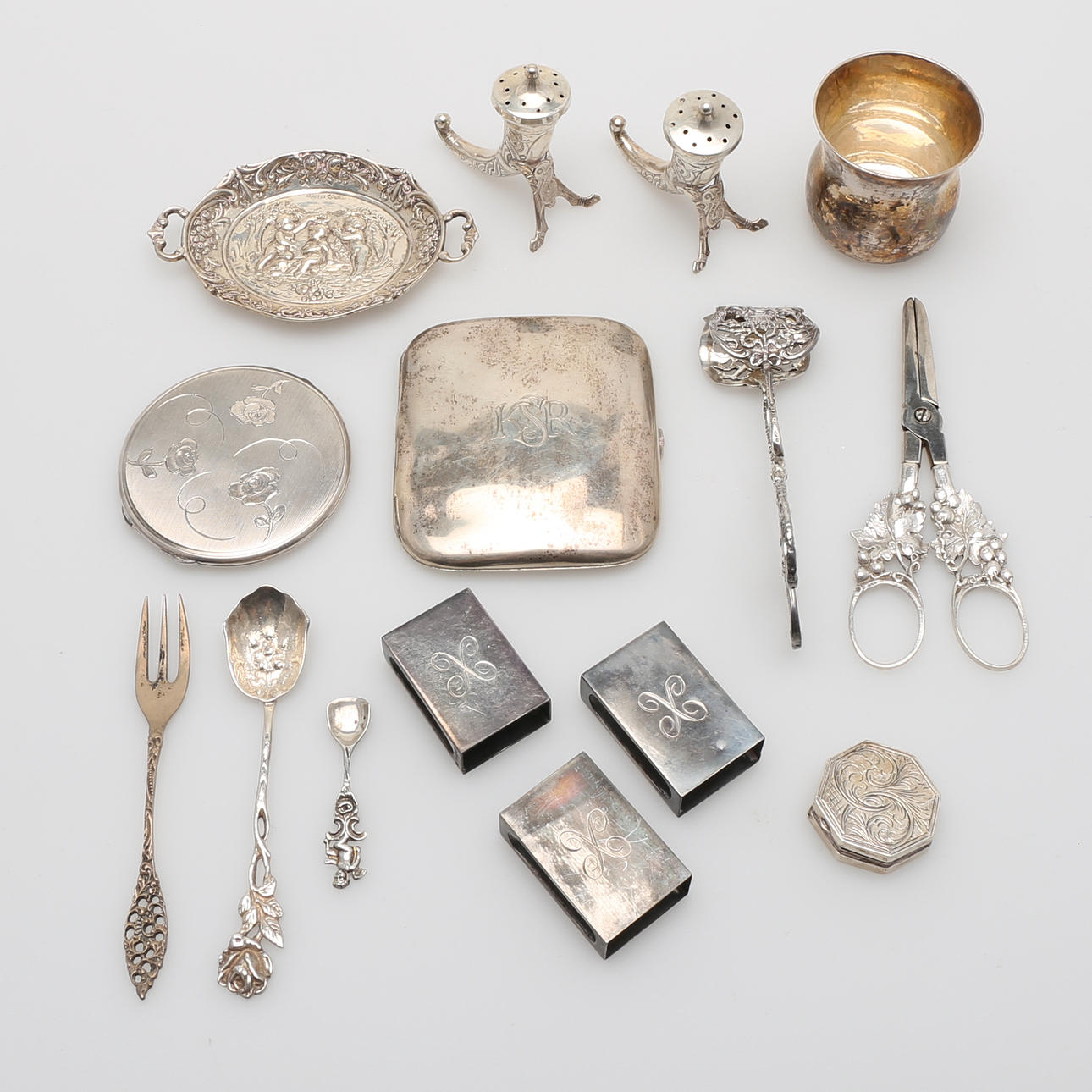 SILVERFÖREMÅL, 14 delar, 1800/1900-tal, 443 gram.