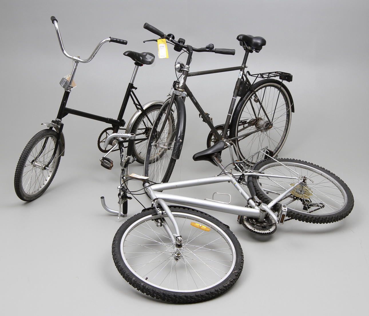 CYKLAR, 3 st, b.la. Rex.