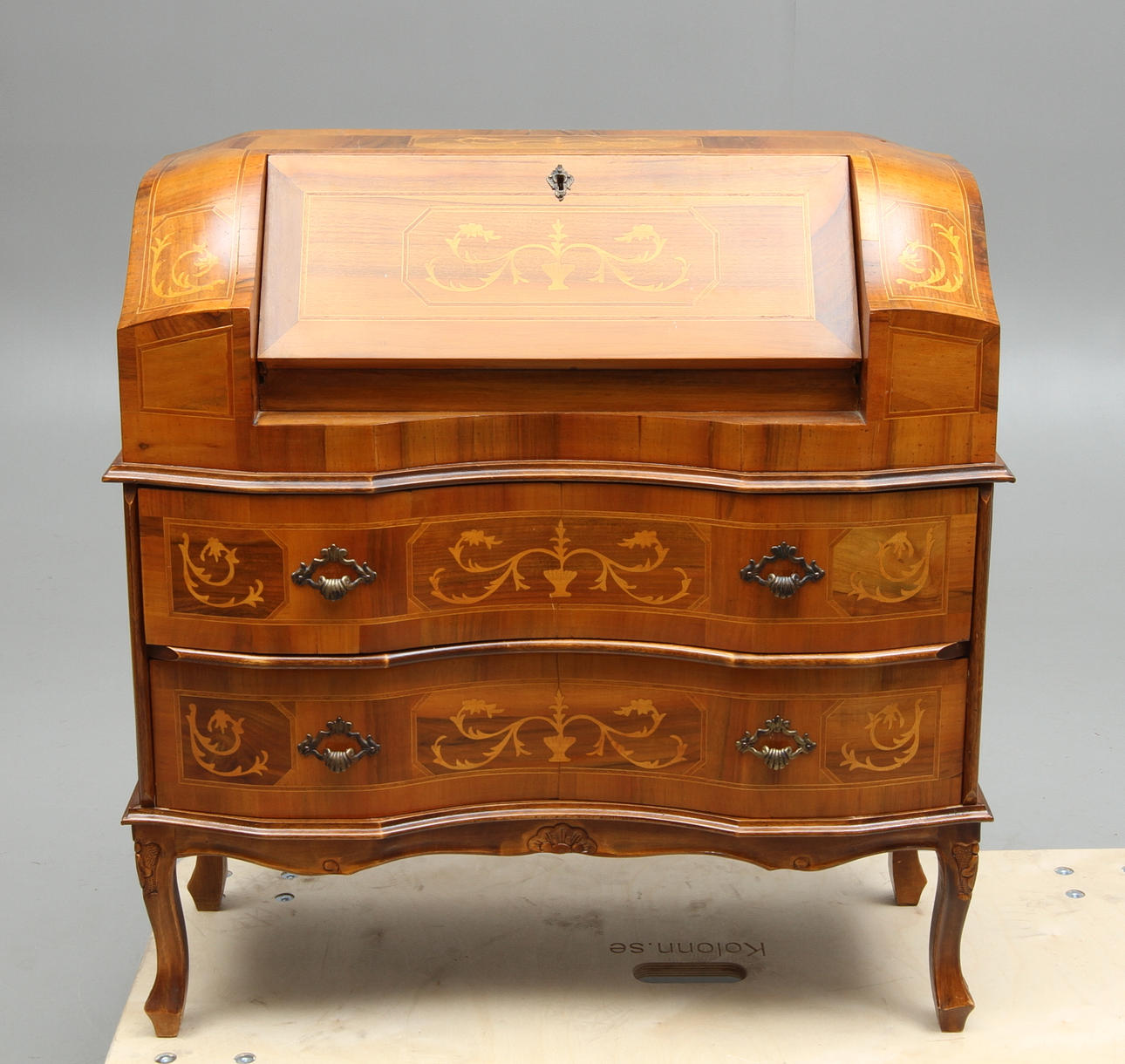 SEKRETÄR, intarsia, 1900-tal.