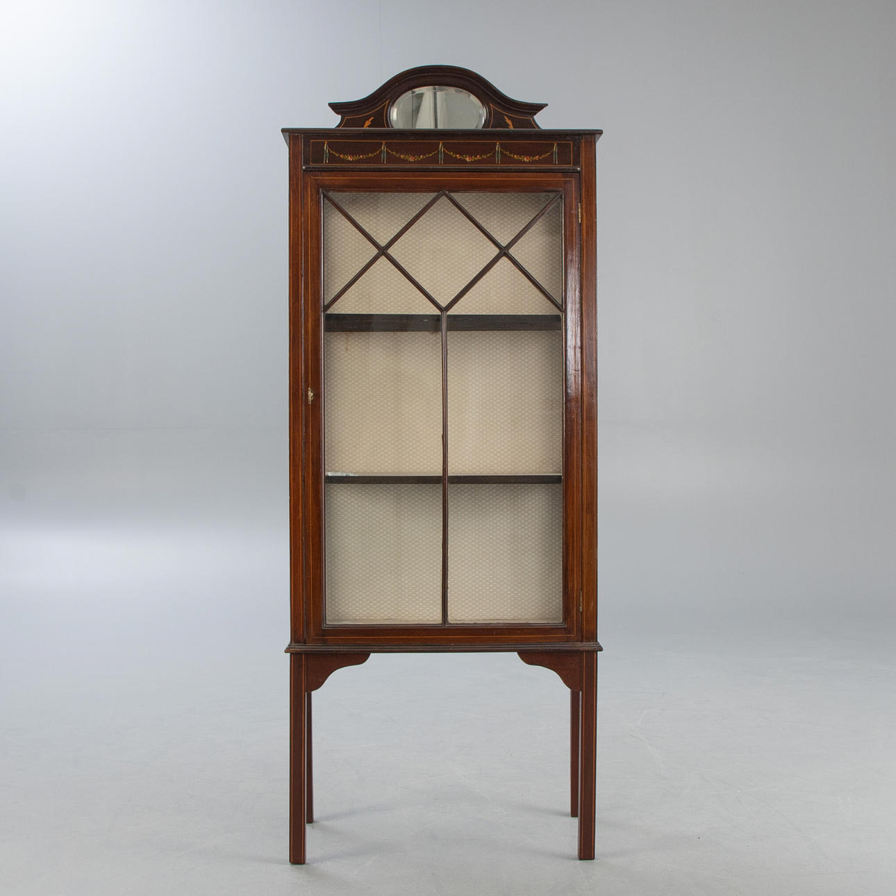 Vitrineskab, mahogni, ca. 1890.