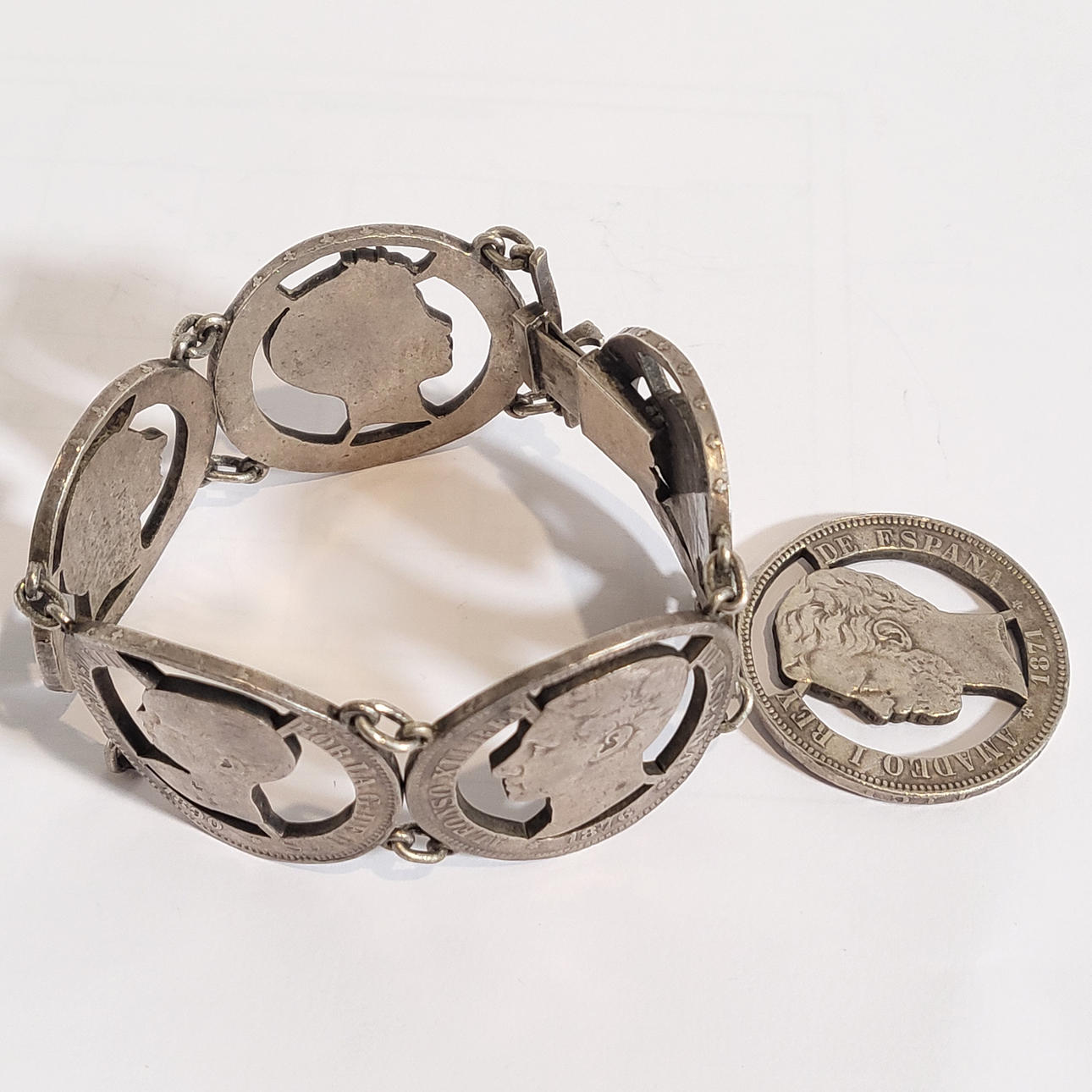 Bracelet En Argent Avec 7 Pièces Ajourées Alfonso XIII Espagne Vers 1900 - Occasion