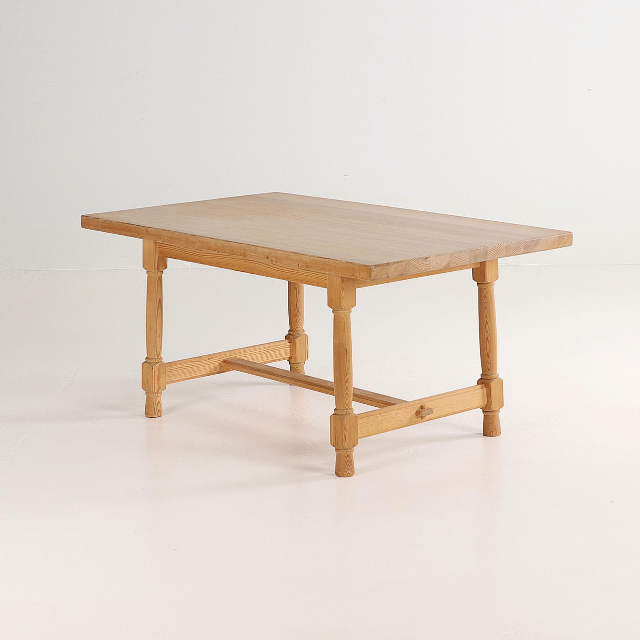 SOFFBORD, furu, Norge 1980-tal.