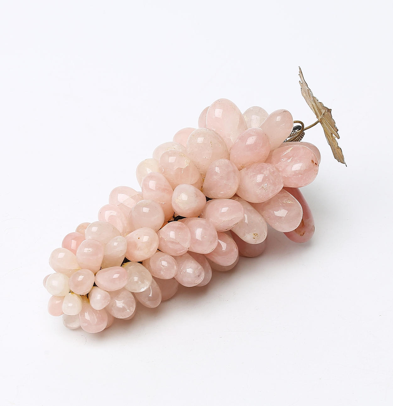 GRAPES, rose quartz, 20th century.