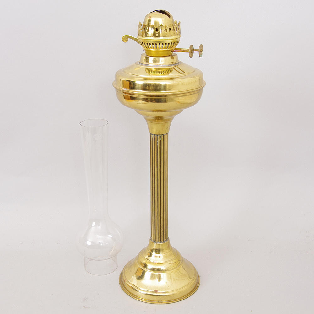 BORDSFOTOGENLAMPA, mässing, England, 1900-tal.