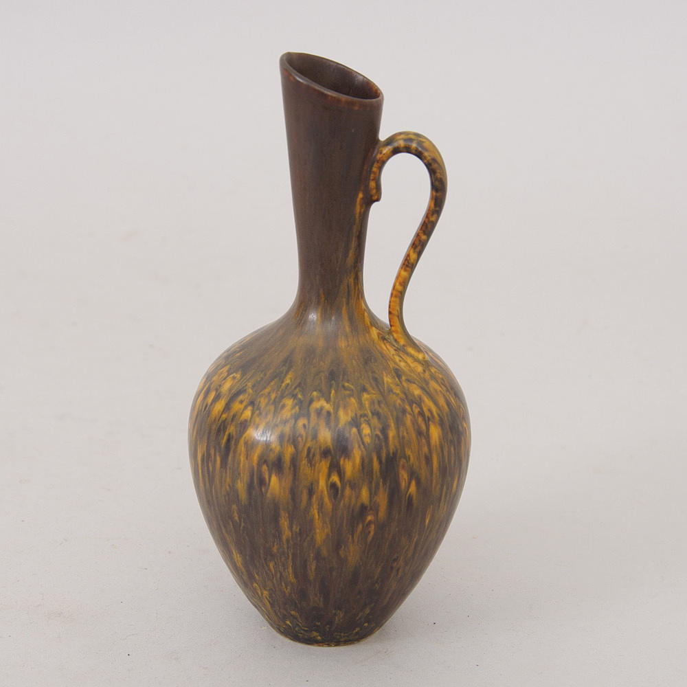 VAS MED HÄNKEL, keramik, Gunnar Nylund, Rörstrand.