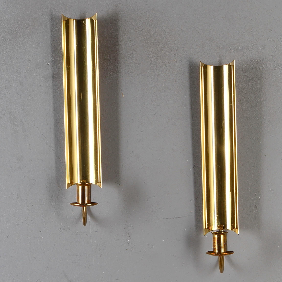 LJUSLAMPETTER, ett par, mässing, "Reflex", Pierre Forsell för Skultuna, 1900-talets andra hälft.