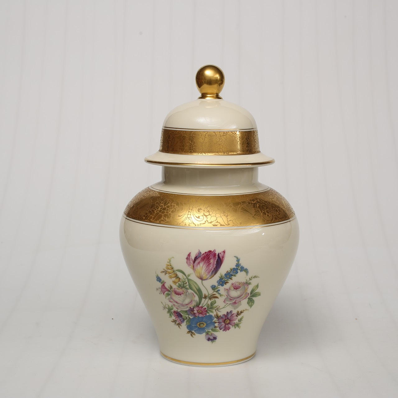 LIDS, porcelain, Rosenthal.