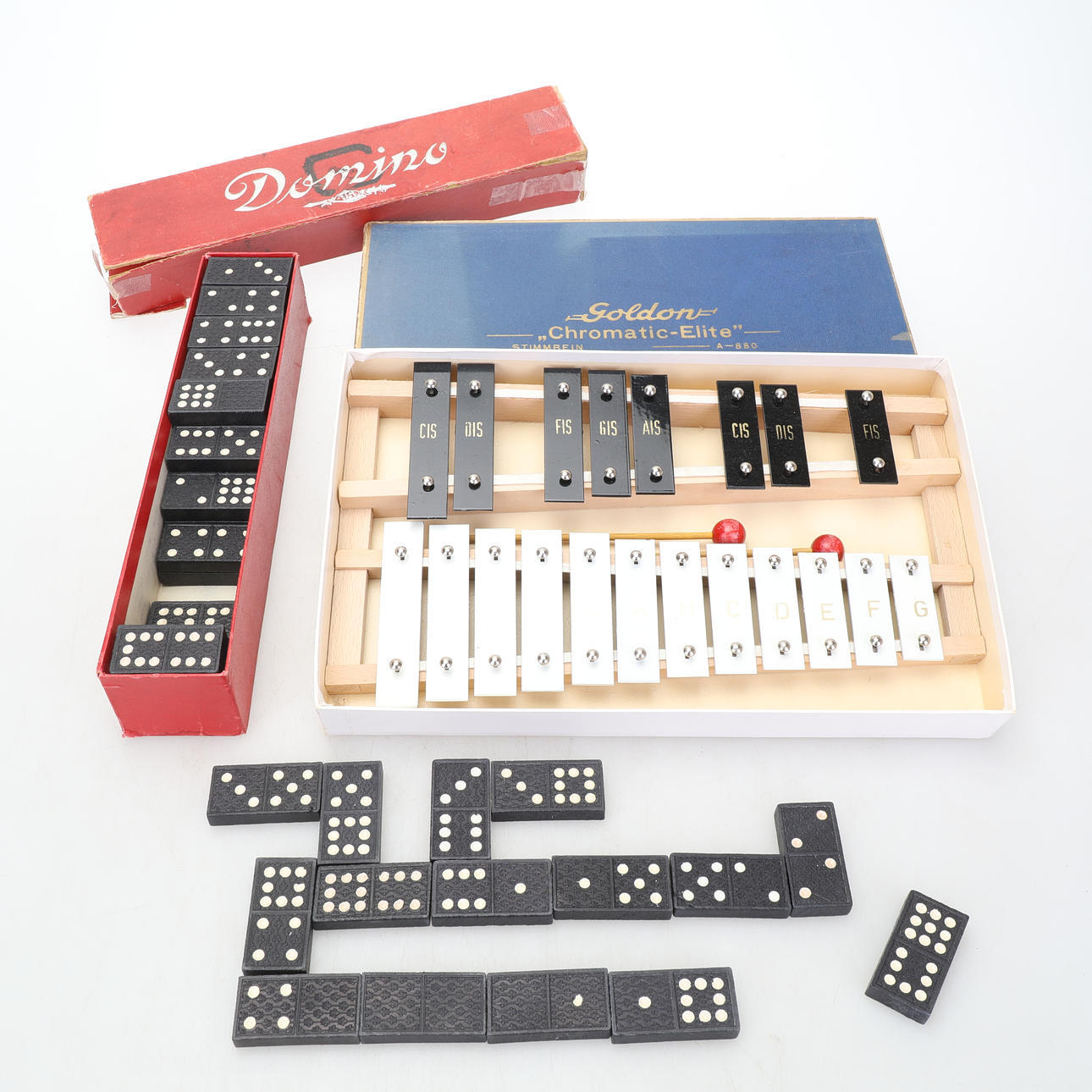 DOMINO SPIL og Xylofon.