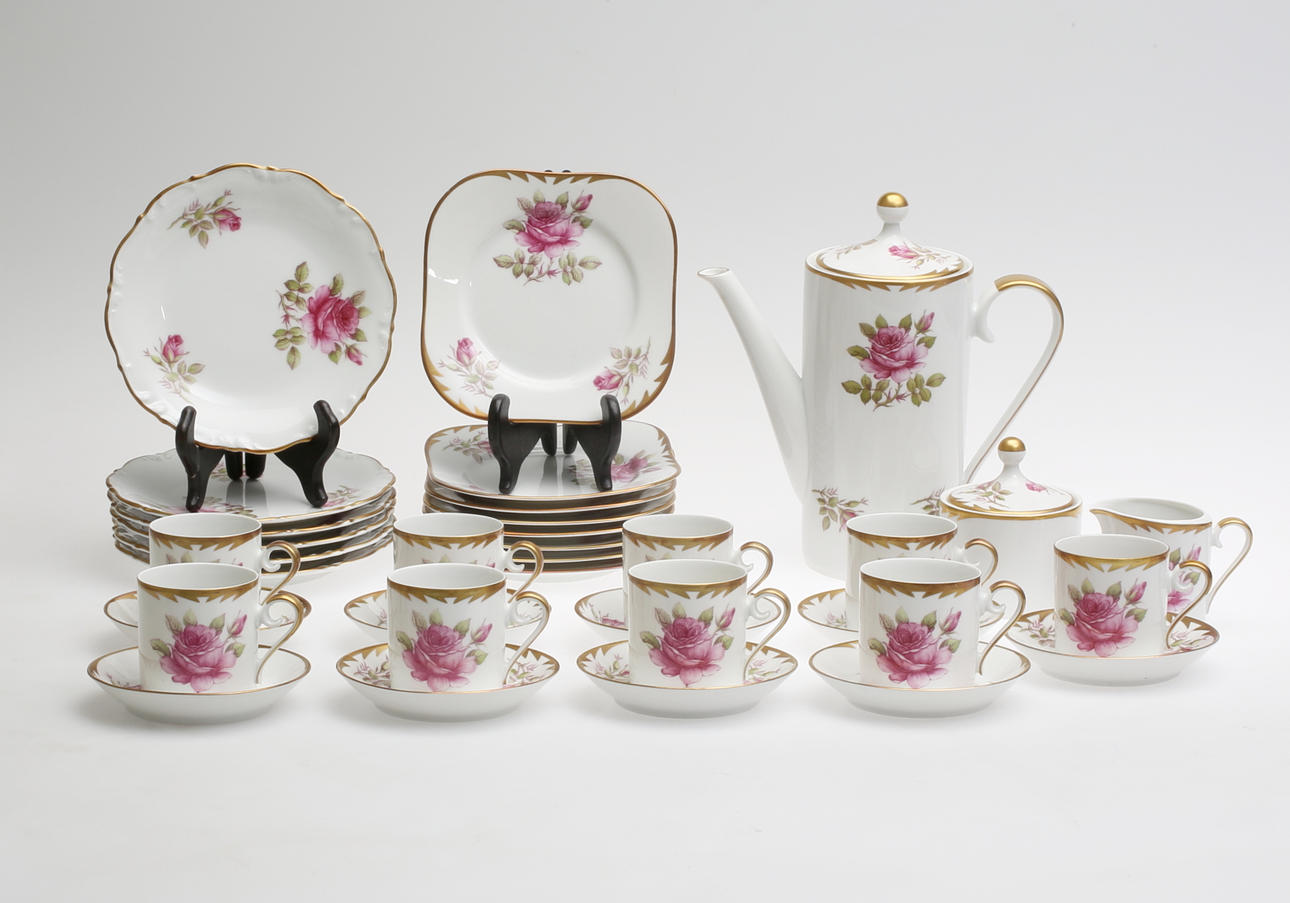 KAFFESERVIS, 35 delar, porslin, Hackefors.