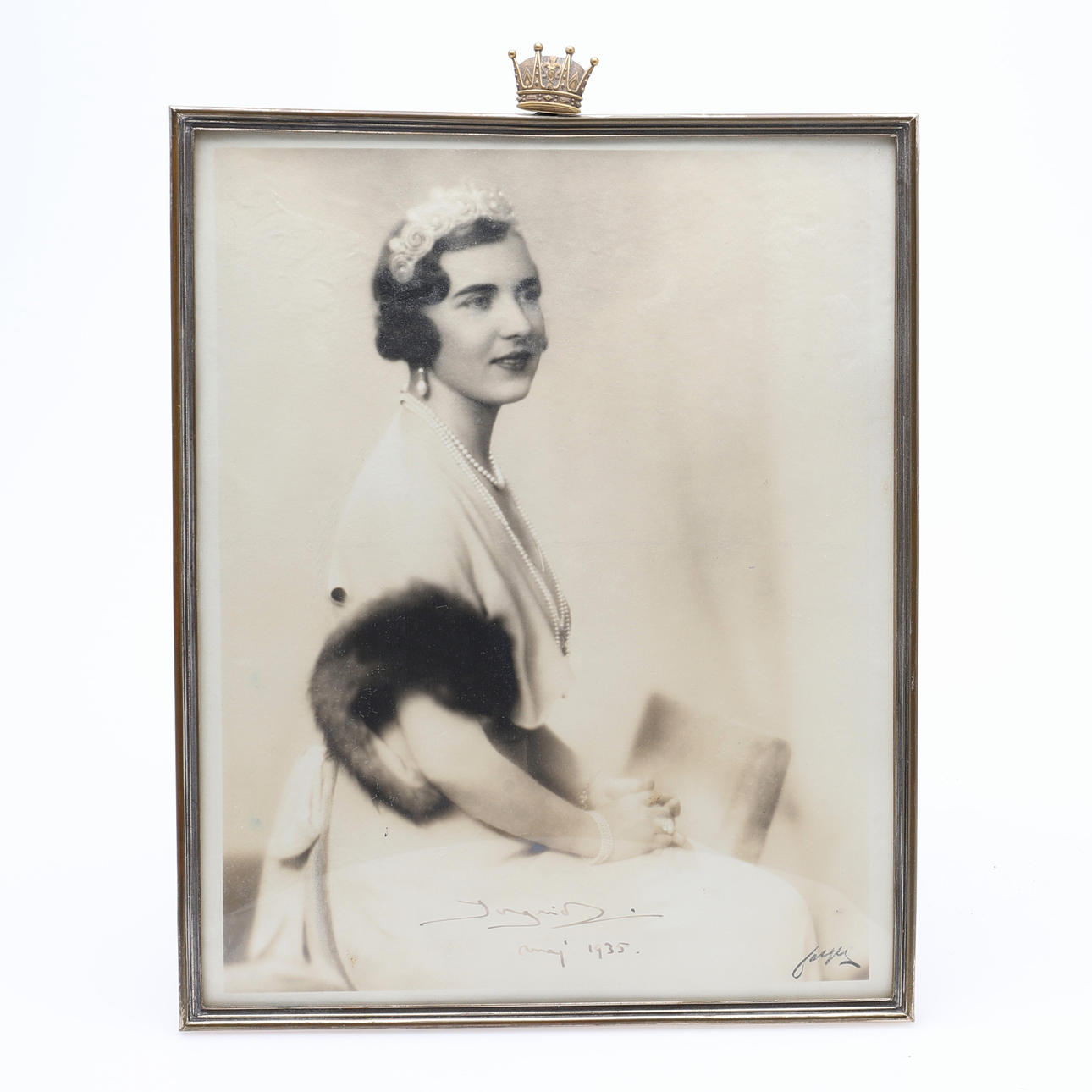 AUTOGRAF. DROTTNING INGRID AV DANMARK (1910-2000).