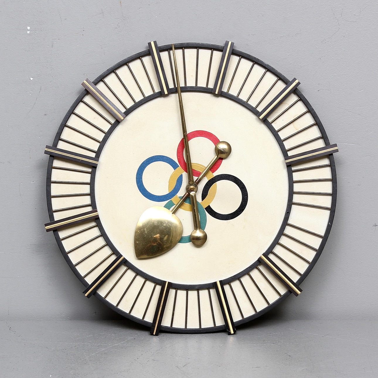 VÄGGUR, omkring 1900-talets mitt.