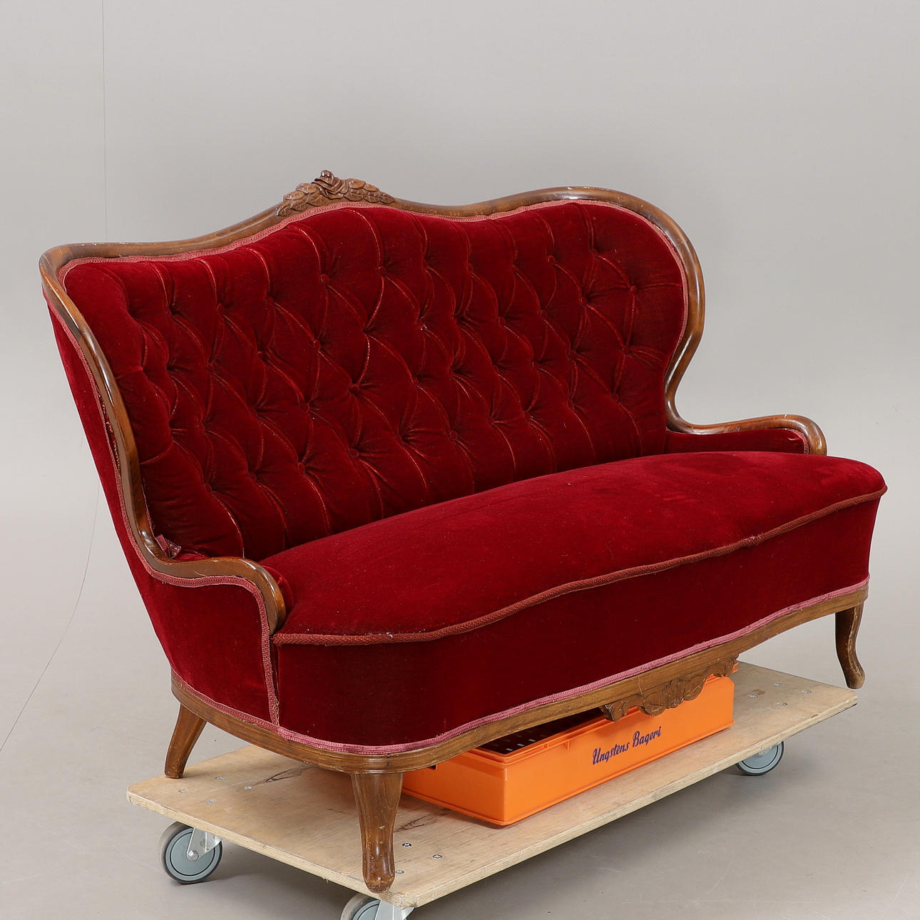 SOFA, Rococo style, mid-20th century.