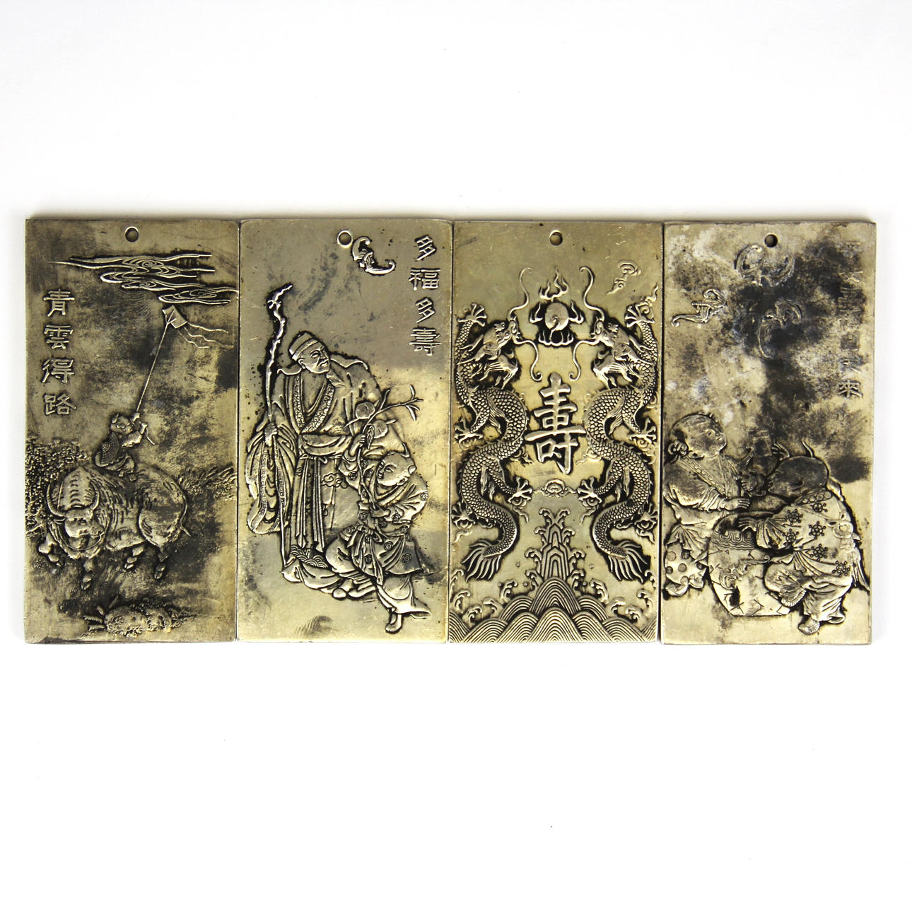 CUATRO AMULETOS CHINOS.