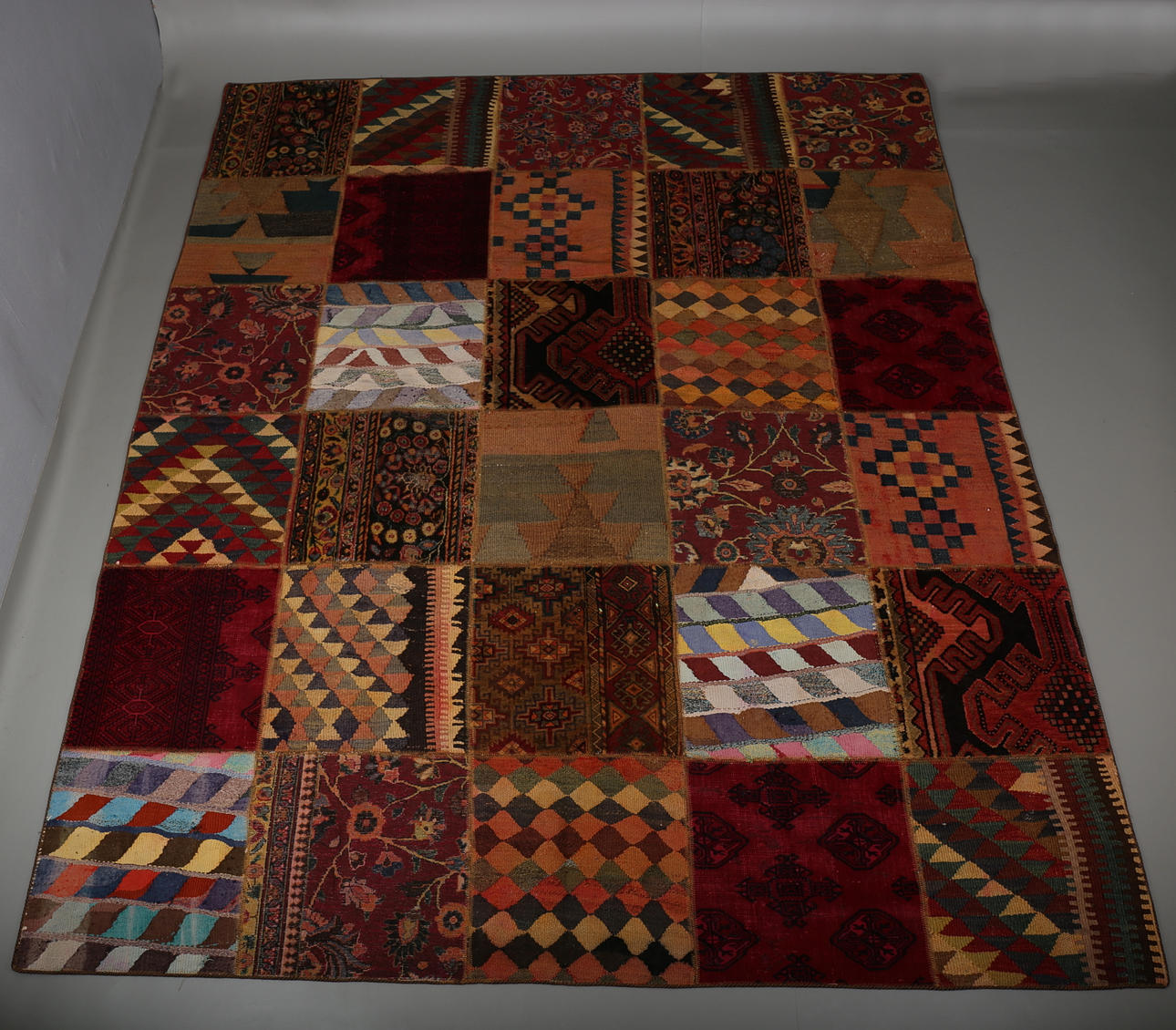 PERSISK MATTA, Patchwork, mått 303x255 cm.