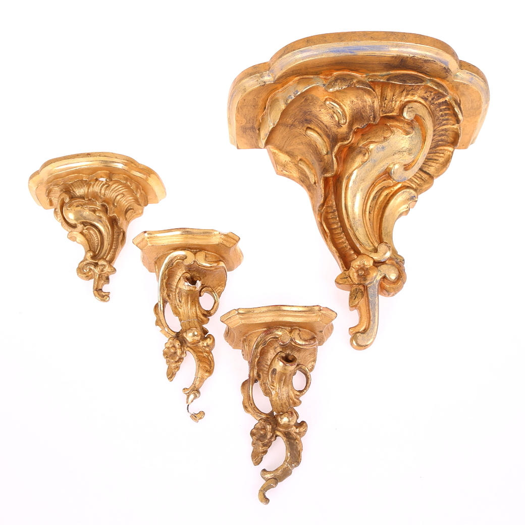 VÄGGKONSOLLER 4 st, rokokostil, förgyllda, trä/pastellage.