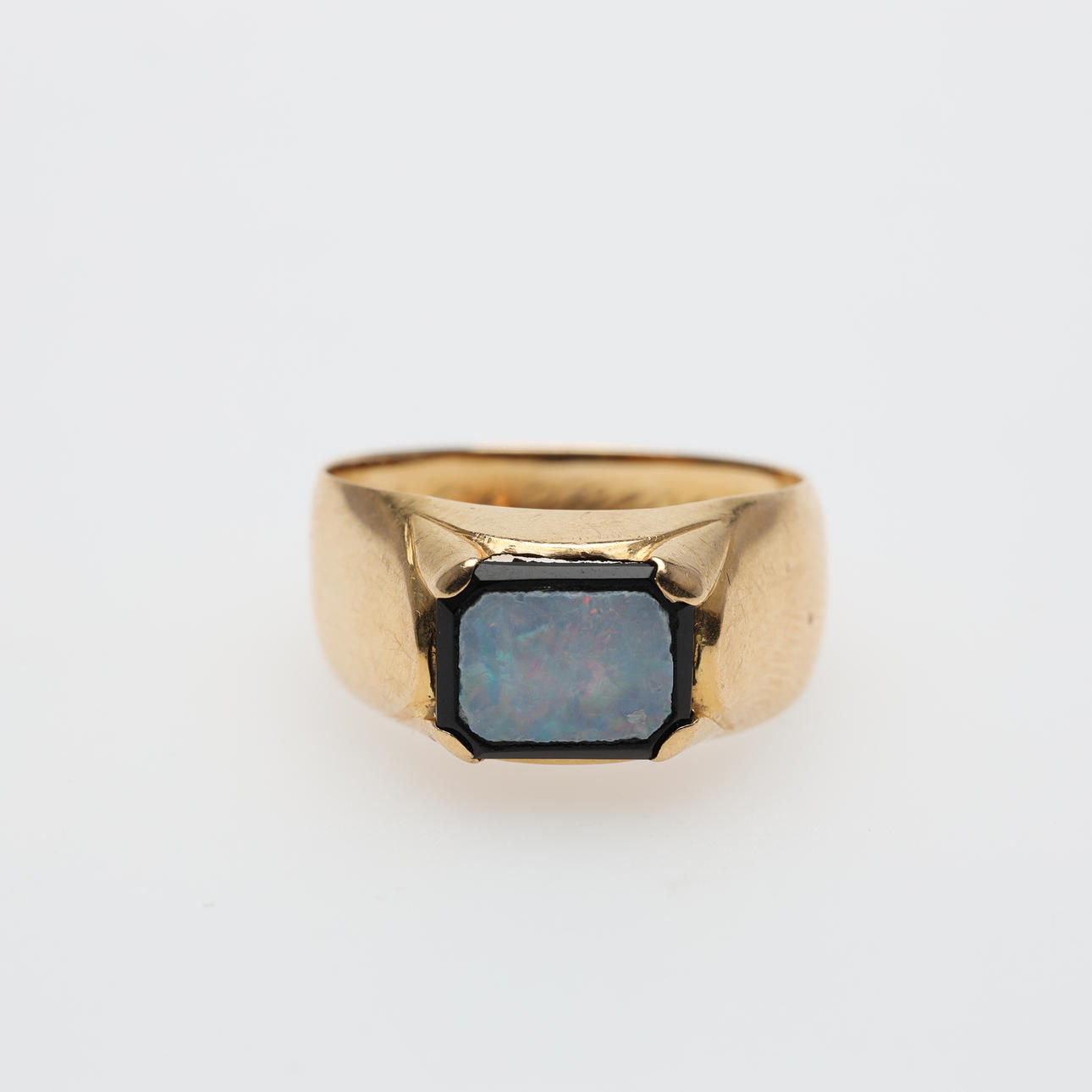 Signet ring, 18K gold. Clocks & Watches - Wristwatches - Auctionet