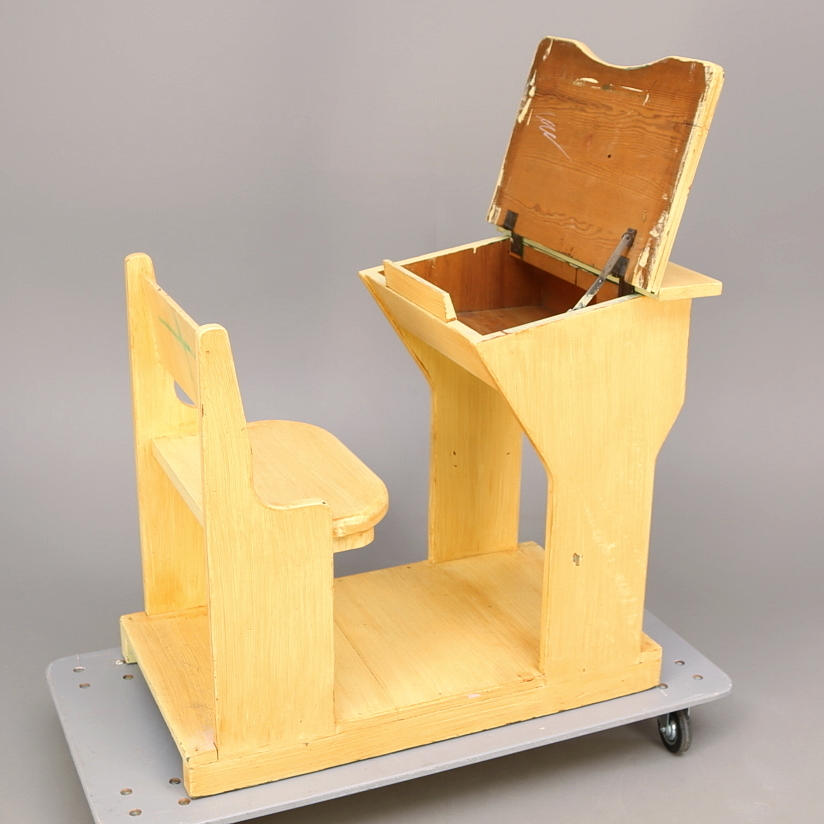 SKOLBÄNK, trä, tidigt 1900-tal.