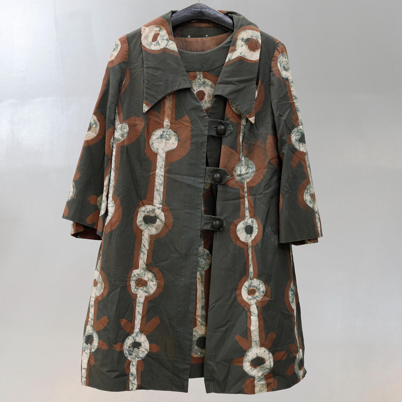 DRESS with COAT, cotton & polyester, 1900s.