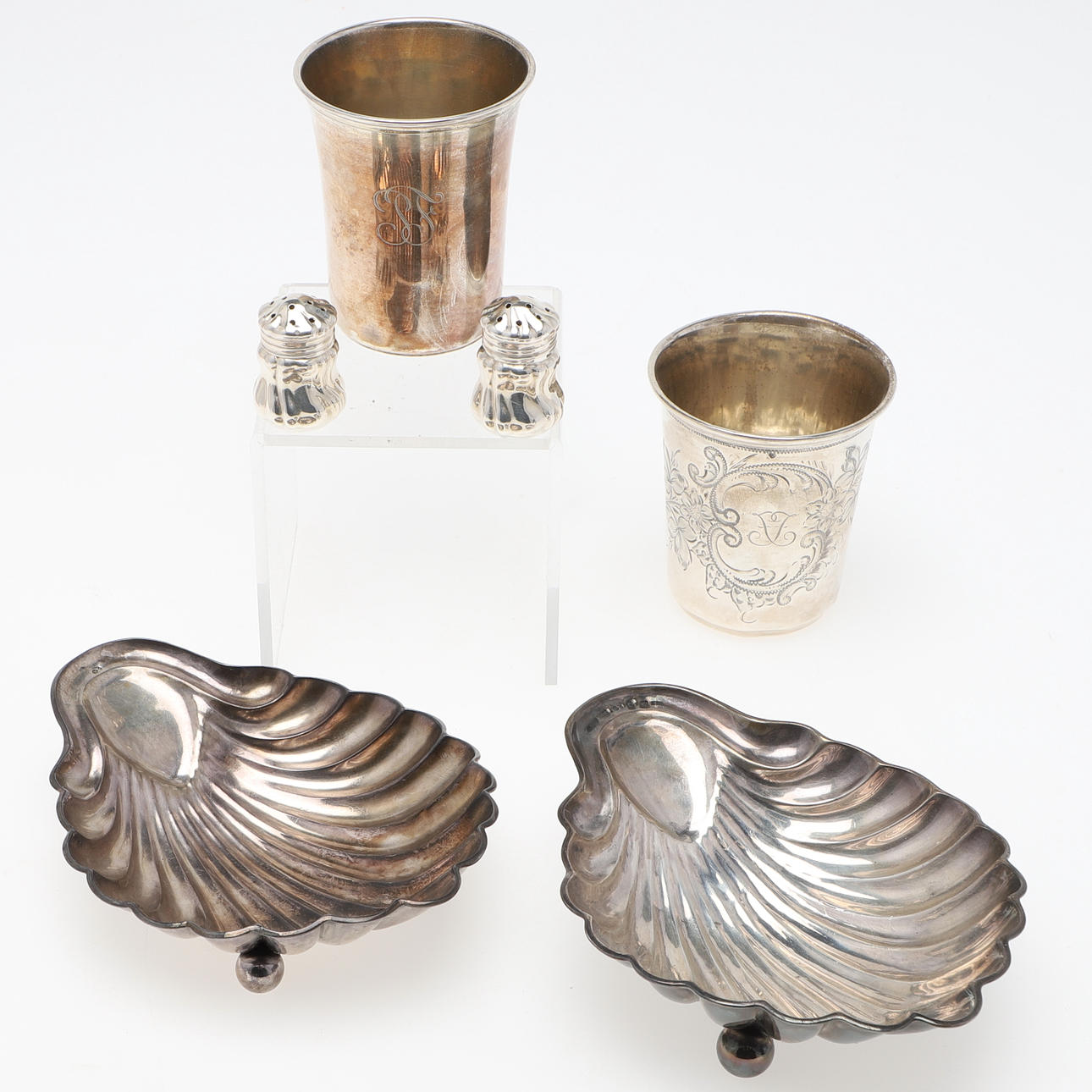 SILVER OBJECTS, 6 pcs, 226.5 grams.