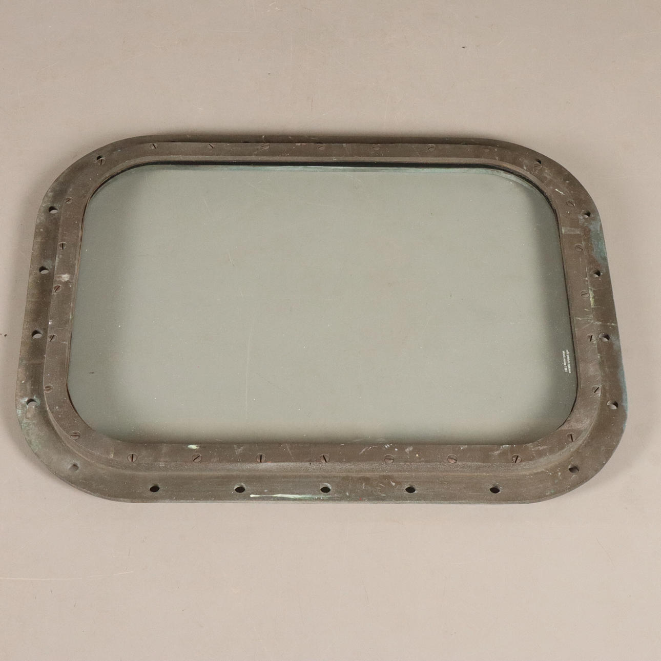 BÅTFÖNSTER, glas, järn.